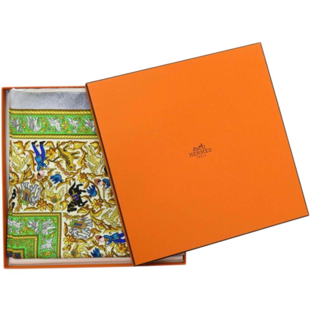 HERMES Authentic Green Silk Scarf - Picture 2 of 4